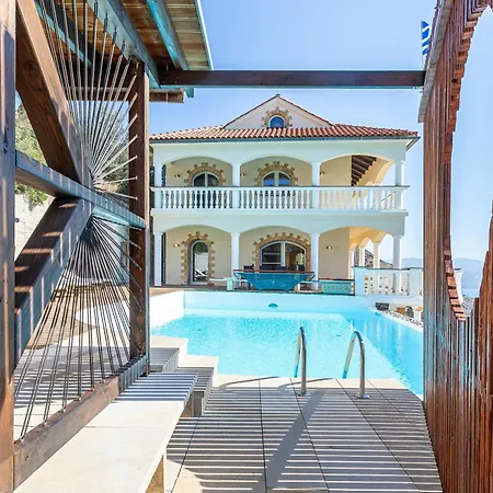 Sun Rock - Ravdoucha Villa