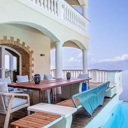 Sun Rock - Ravdoucha Villa