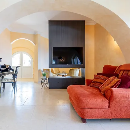 Sun Rock - Ravdoucha Villa *