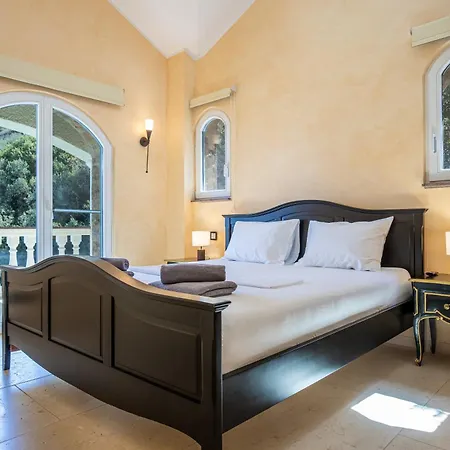 Sun Rock - Ravdoucha Villa