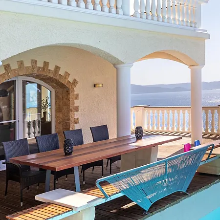 Villa Sun Rock - Ravdoucha Kolimvárion